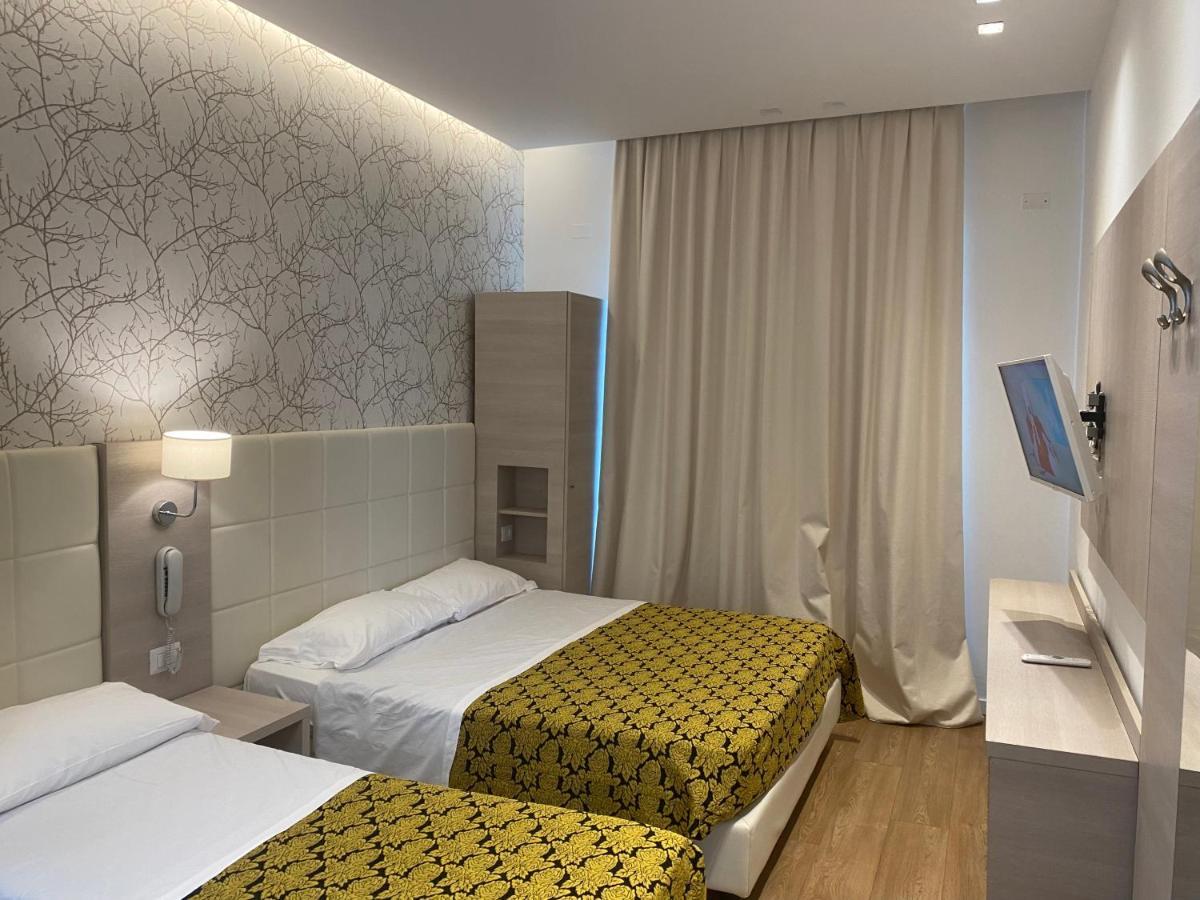 Feel Good Hotel Rimini Ruang foto