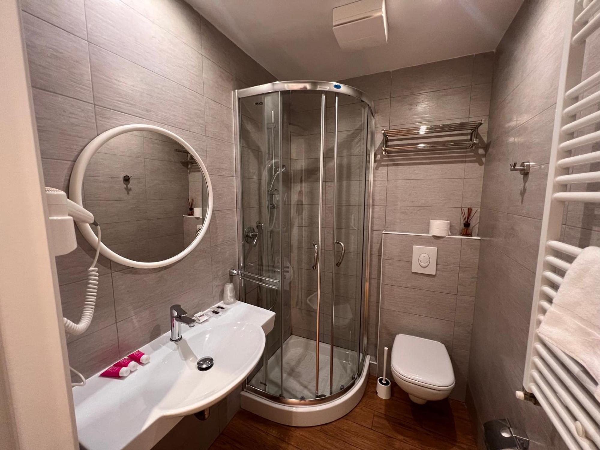 Feel Good Hotel Rimini Ruang foto