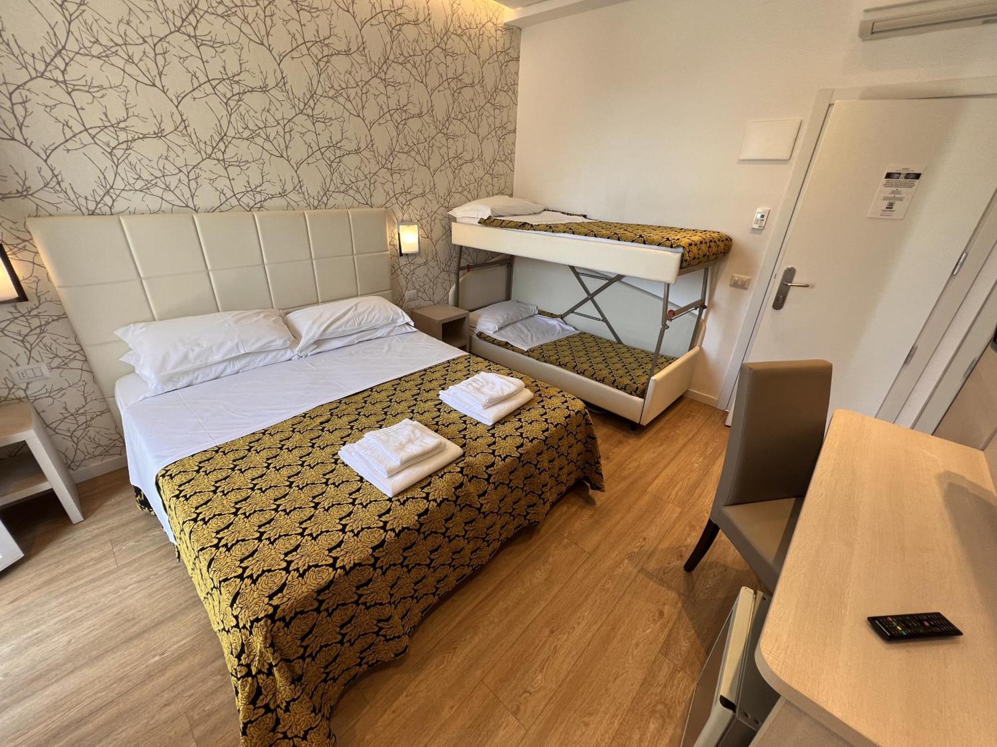 Feel Good Hotel Rimini Ruang foto